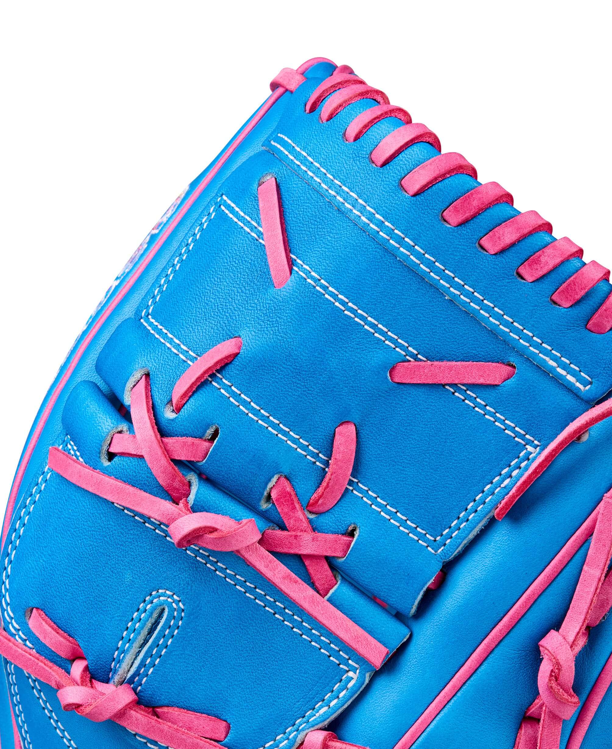 Wilson 2025 Love the Moment A2000 B2 Pitcher's Baseball Glove 12" - Image 4
