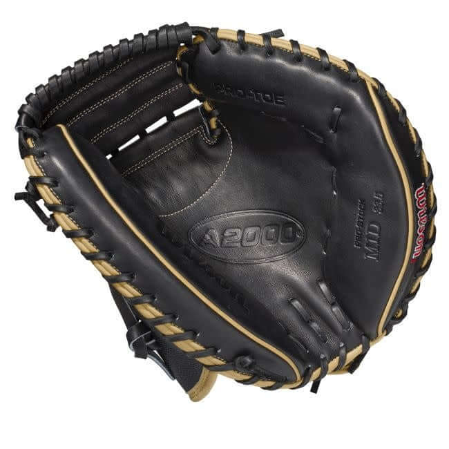 Wilson A2000 M1D BLK/BLKSS BLACK/Blond 33.5 Catchers Mitt - Image 3