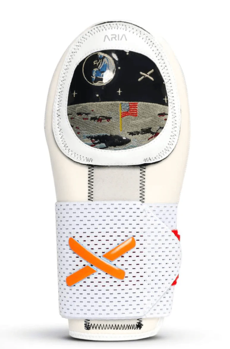 Absolutely Ridiculous Apollo 11 Sliding Mitt Standard - Image 5