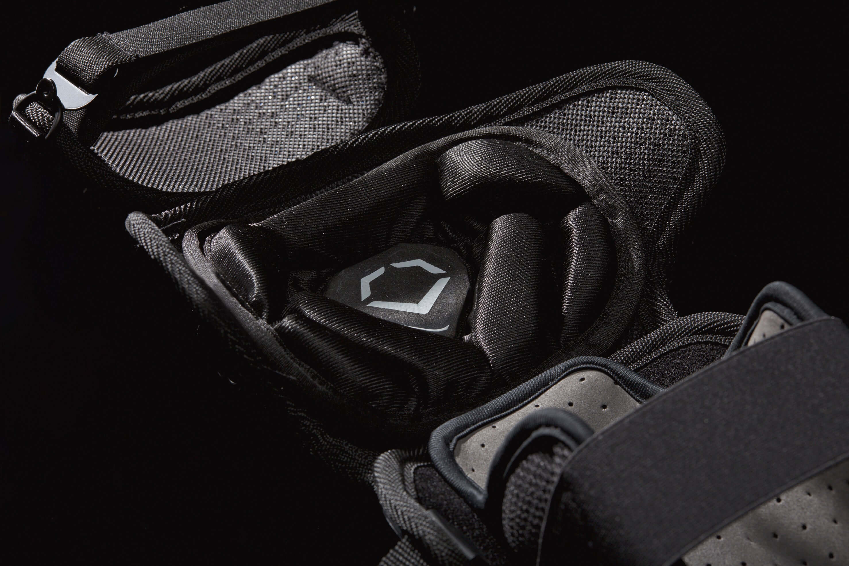 Evoshield Pro-SRZ Catcher's Upper Leg Guards - Fastpitch - Image 6