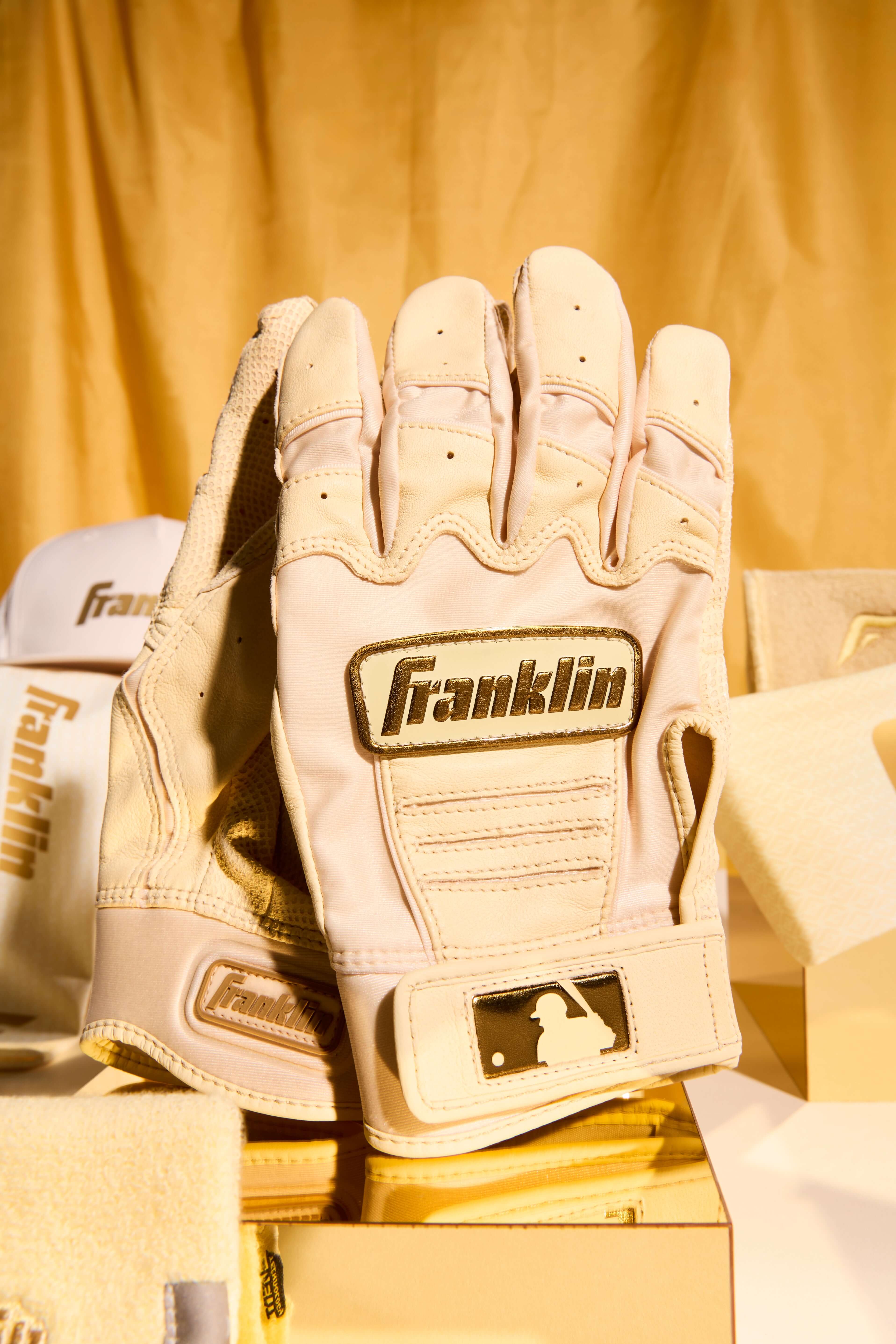 Franklin Adult CFX Pro Vanilla Gold Batting Glove - Image 3