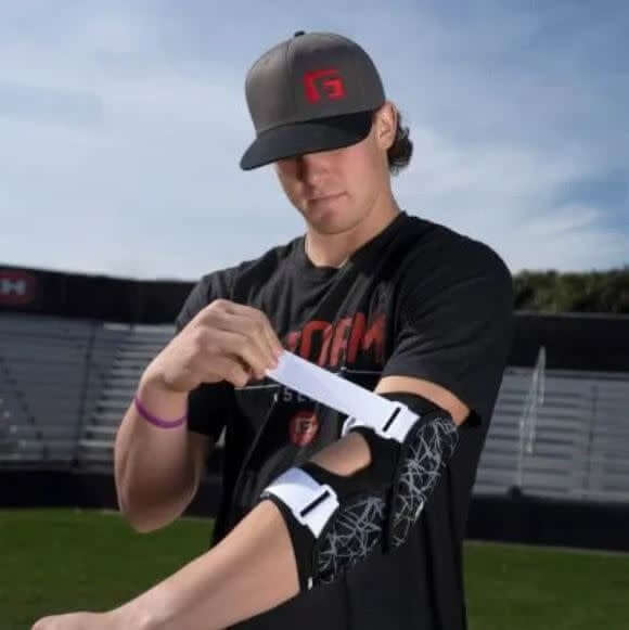 G-Form Elite 2 Batter Elbow Guard - Image 4