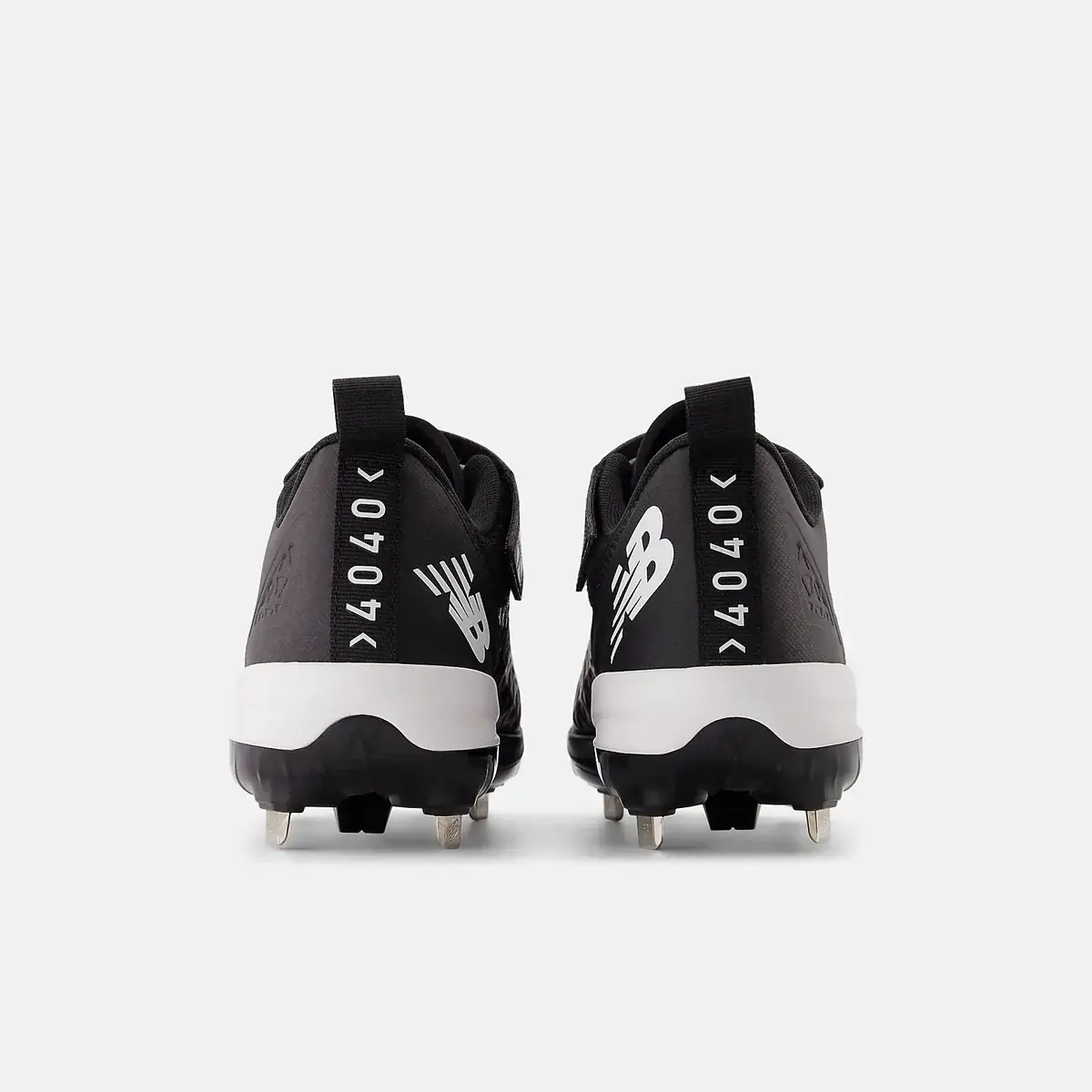 New Balance FuelCell 4040 V8 Cleats | Black - Image 2