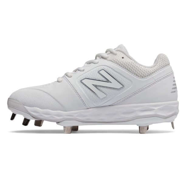 New Balance Women's Fresh Foam Velo 1 Softball Cleats - Image 3