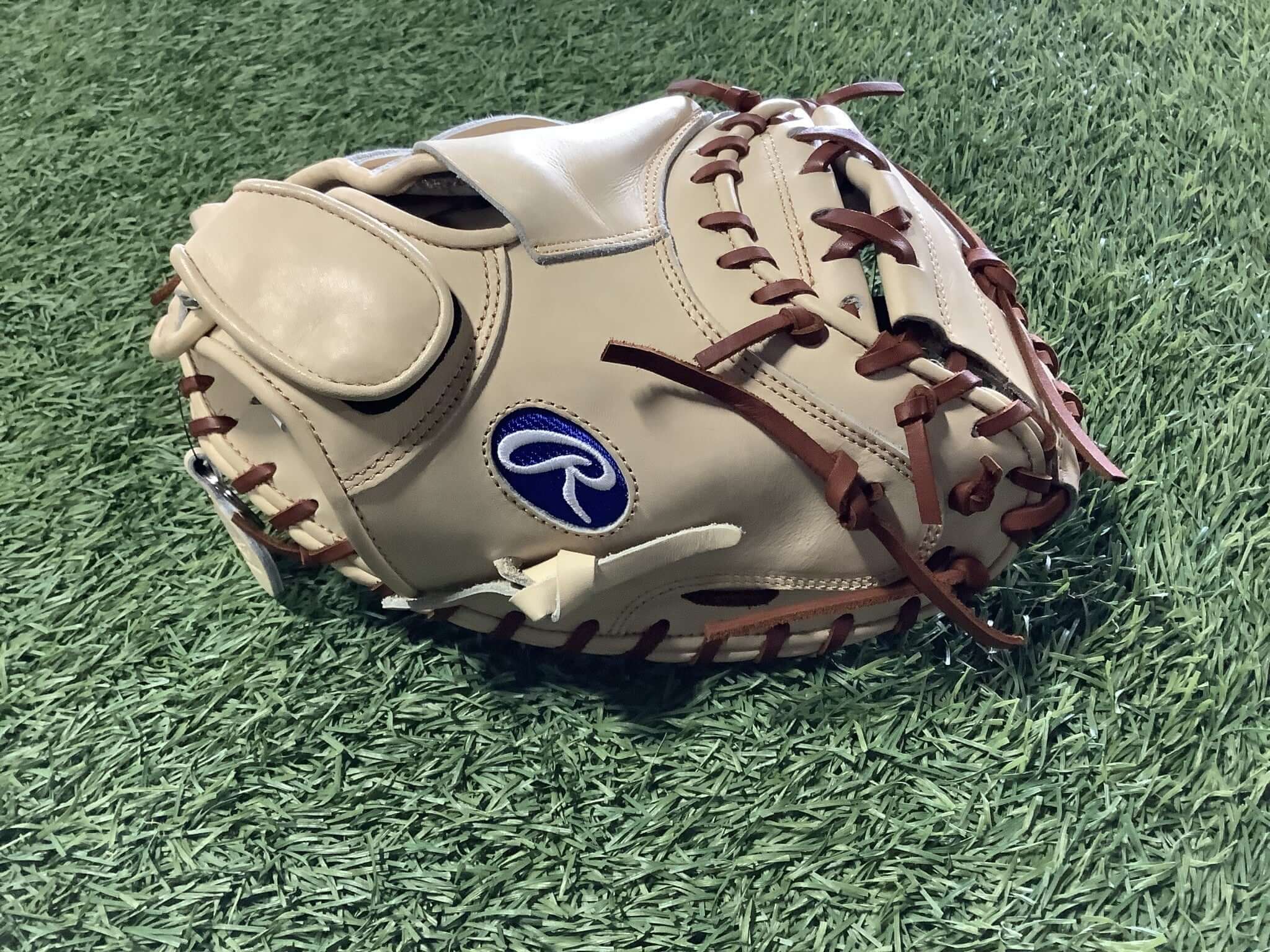 Rawlings Heart Of The Hide Salvador Perez 32.5" - Image 2