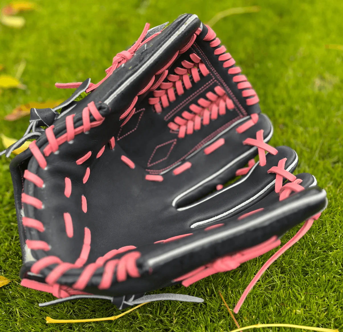 The Glove Lab Closed Web Pitchers Glove 12" Navy/Pink - Image 3