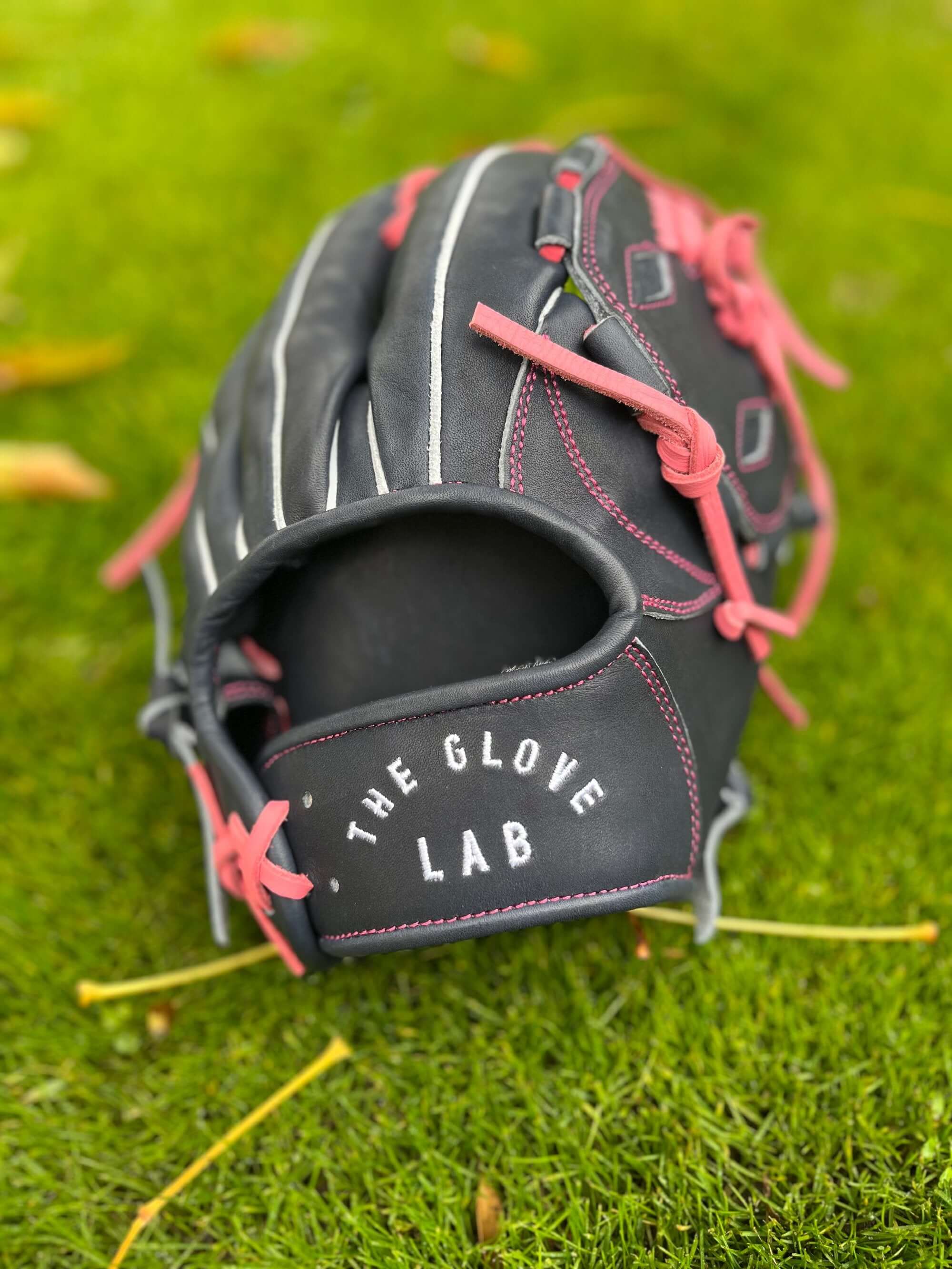The Glove Lab Closed Web Pitchers Glove 12" Navy/Pink LHT - Image 4