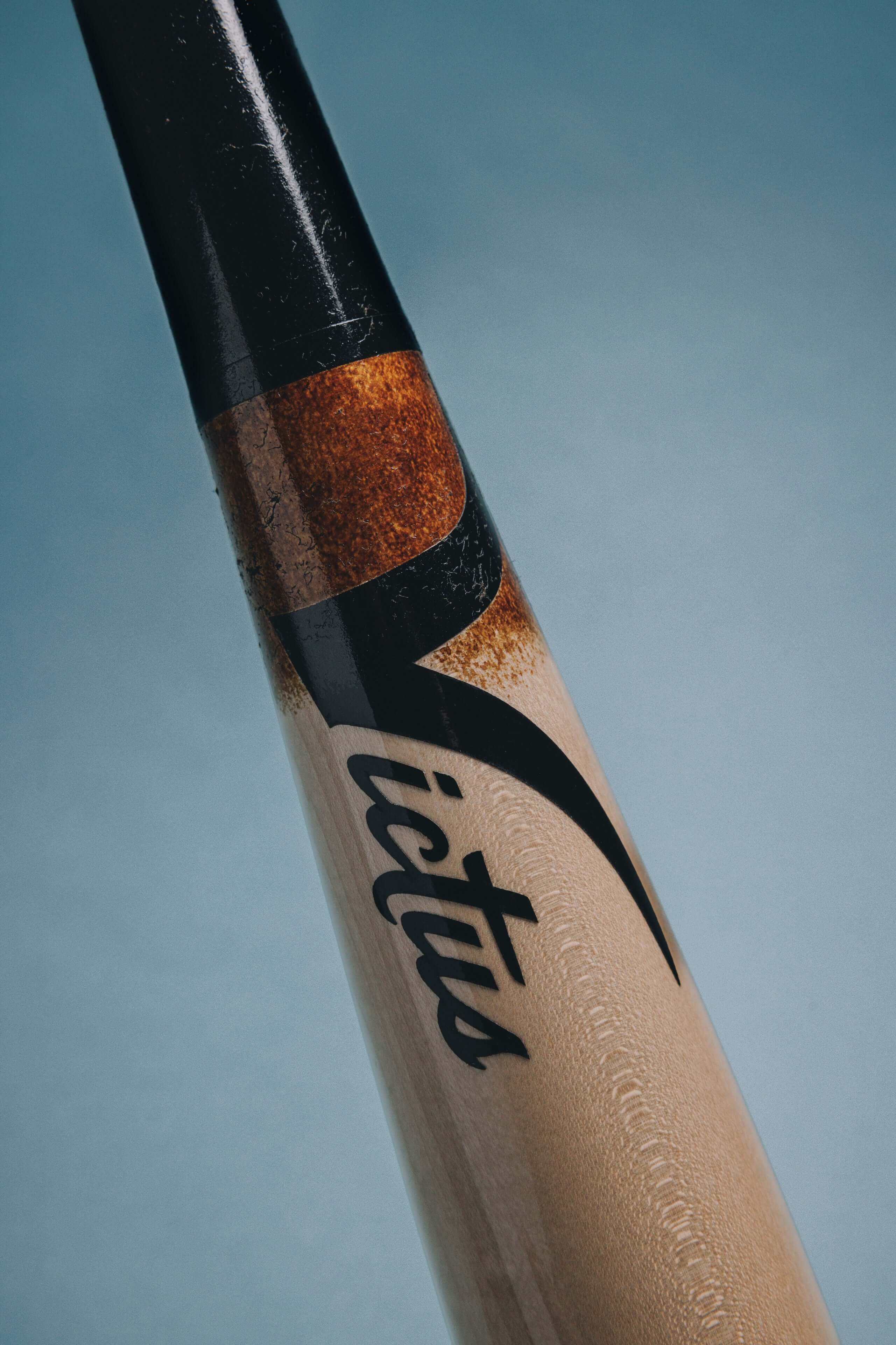 Victus ADLEY35 Gloss Black/Gloss Natural Pro Reserve Wood Baseball Bat - Image 4