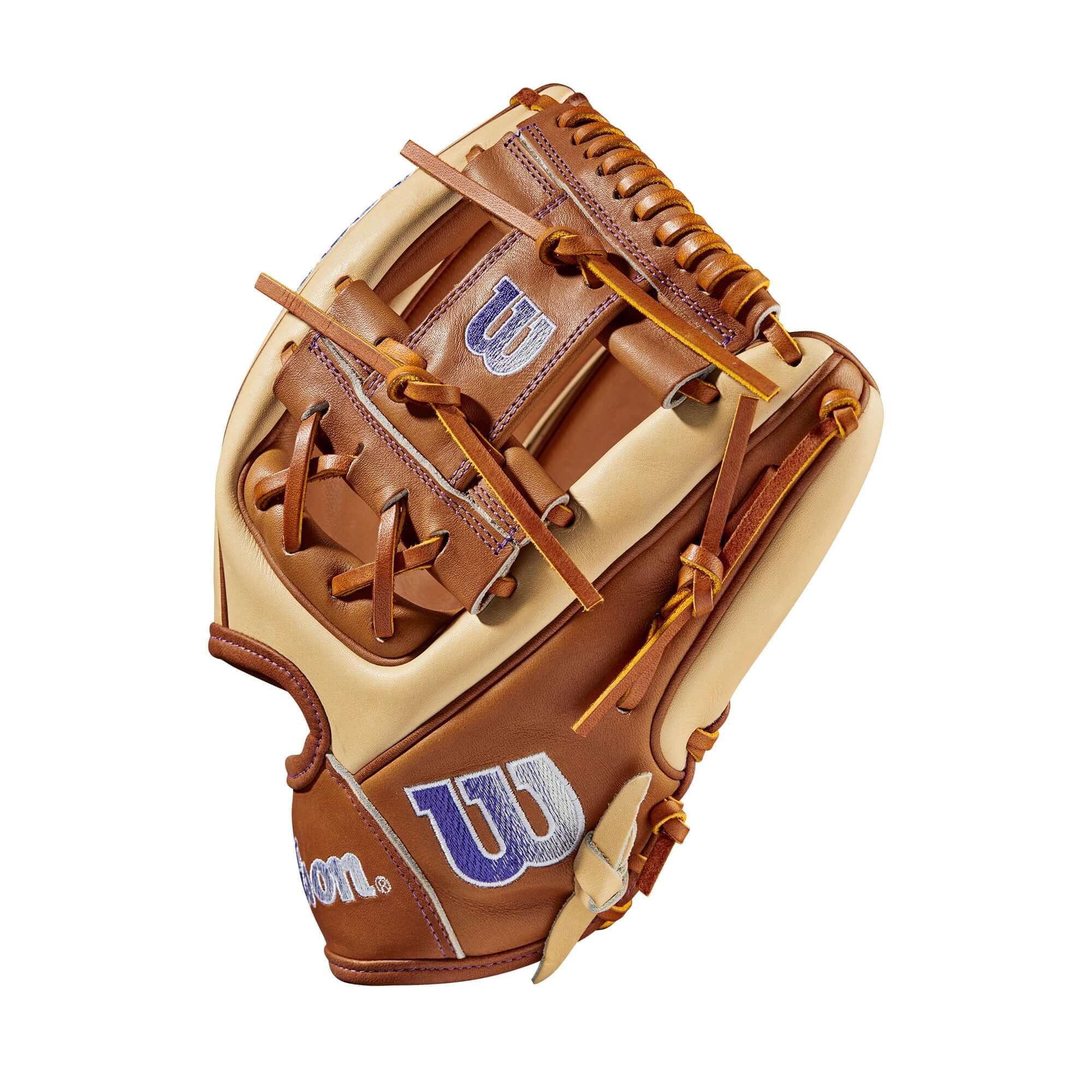 Wilson 2023 A2000 FP Sis Bates Game Model 11.75 - Image 6