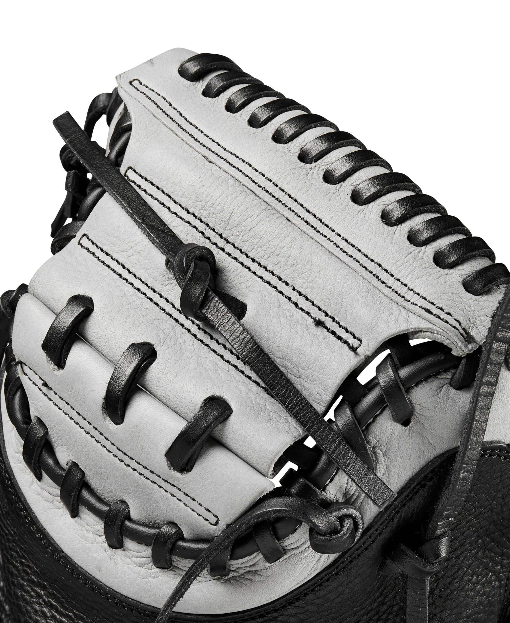 Wilson 2024 A1000 CM33 Baseball Catcher's Silver/Black/Red 33" - Image 5