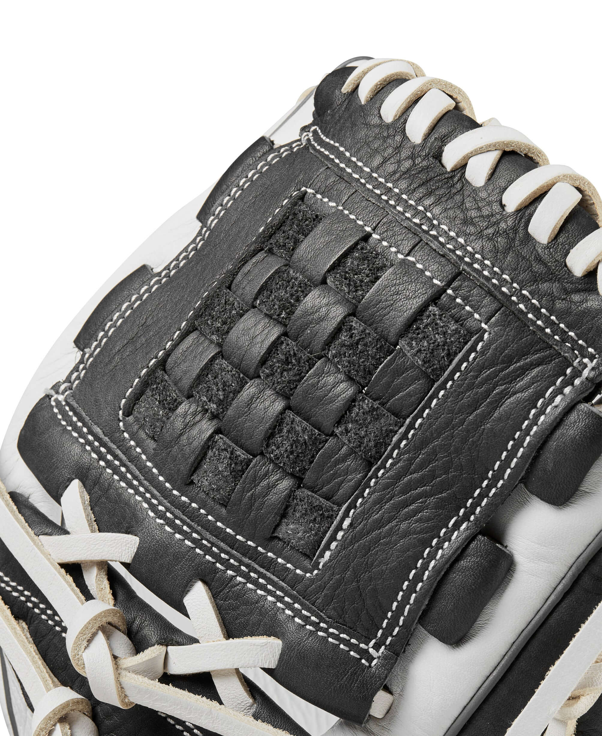 Wilson 2024 A1000 P12 Pitcher's Fastpitch Softball Glove  LHT 12" - Image 5