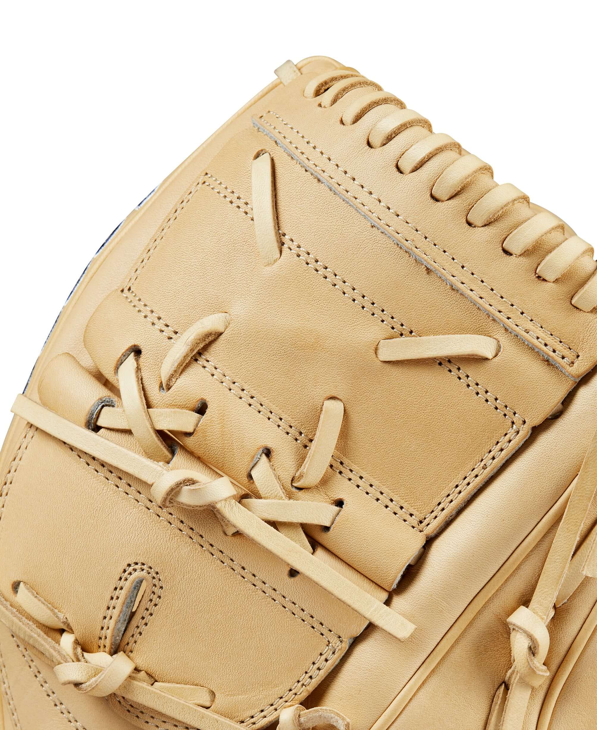 Wilson 2024 A2000 B2 Classic Series Pitcher's Baseball Glove Blonde 12" - Image 6