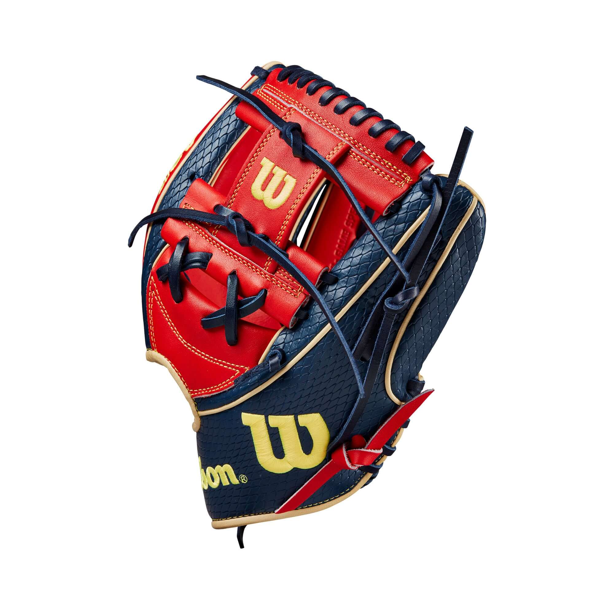 Wilson 2024 A2K Ozzie Albies Game Model N 11.5" - Image 4