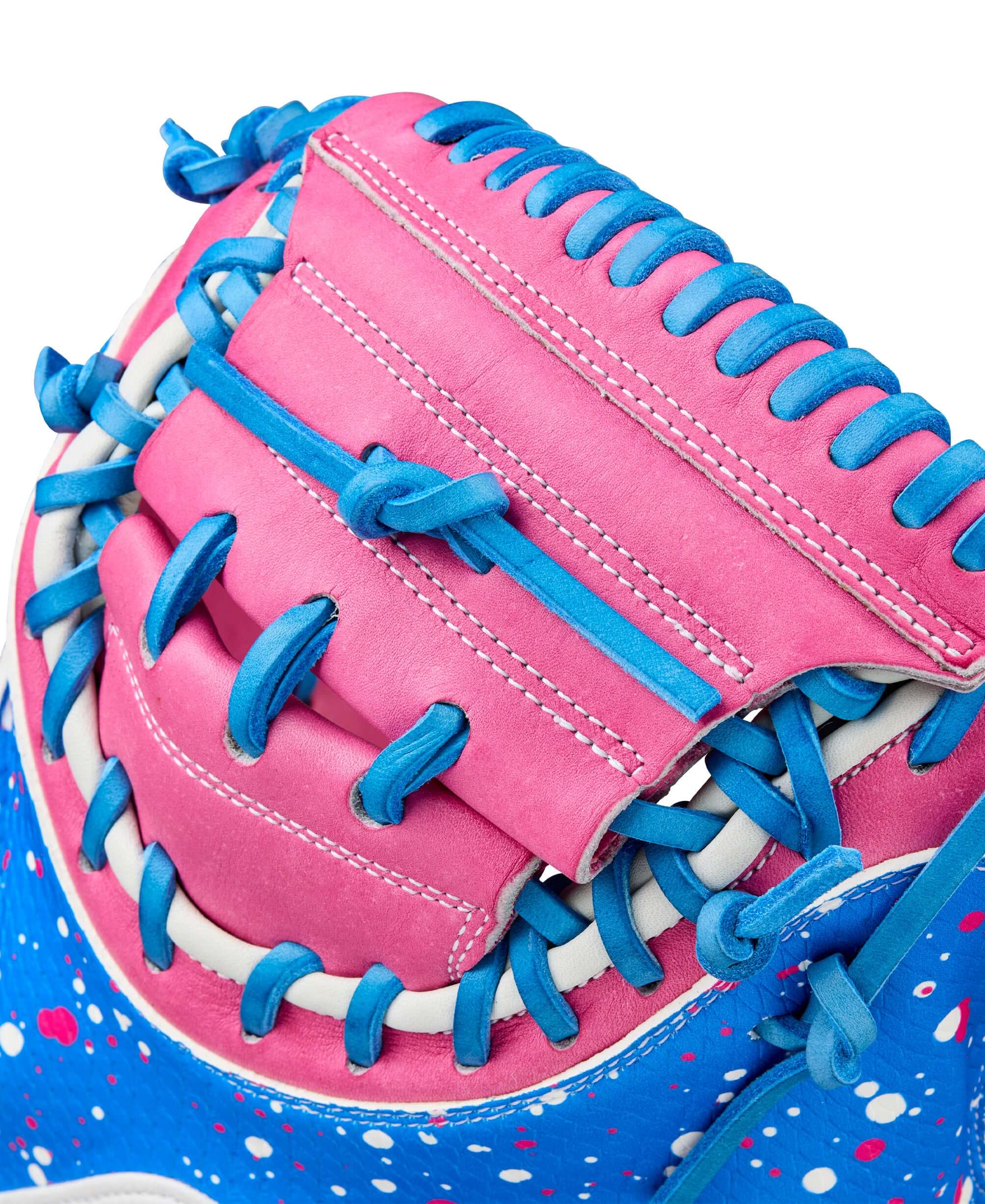 Wilson 2025 Love the Moment A2000 CM33SS Baseball Catcher’s Mitt 33” - Image 5