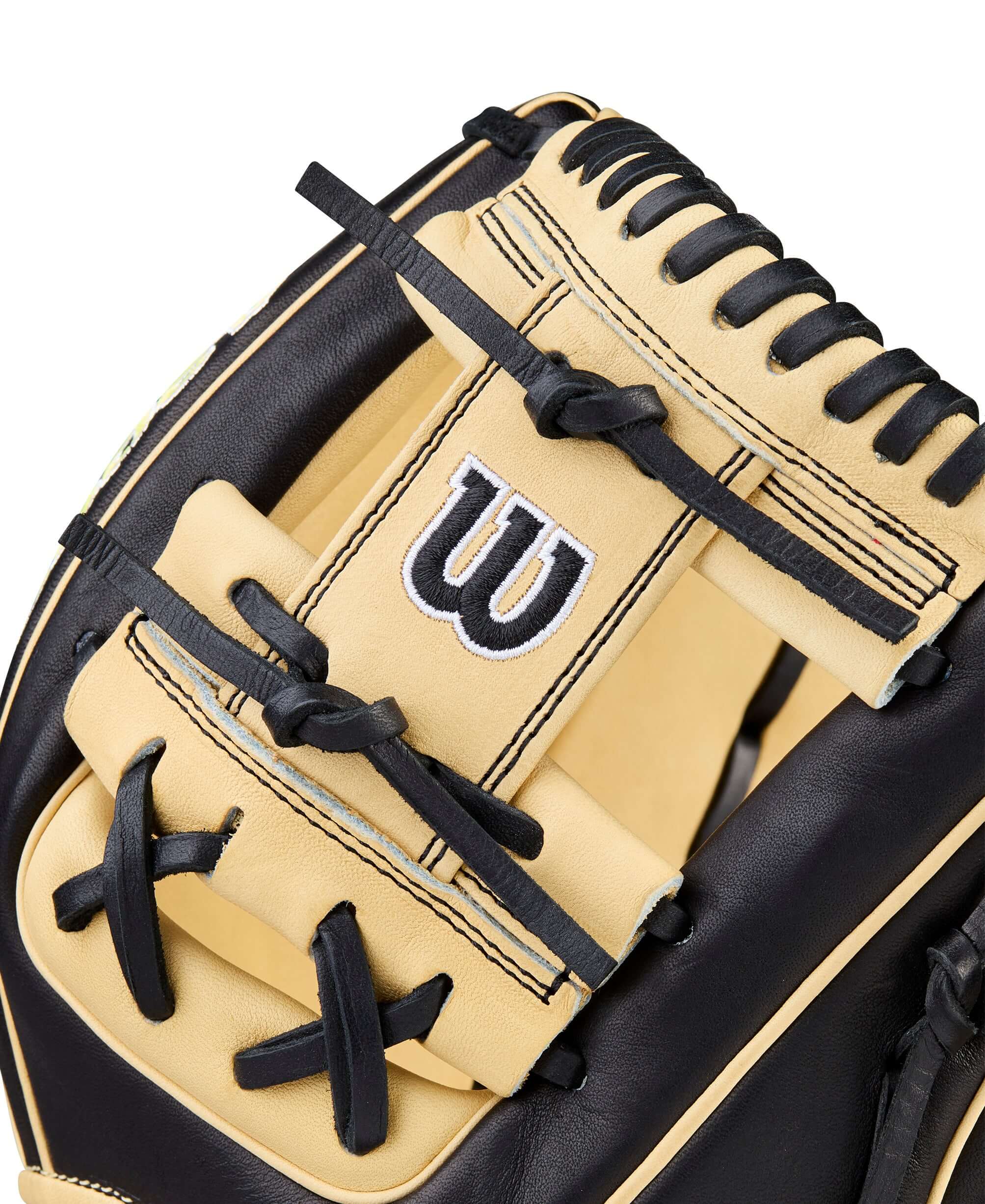 Wilson 2026 A2000 Classic 1786 11.5" Infield Baseball Glove - Black/Blonde - Image 6