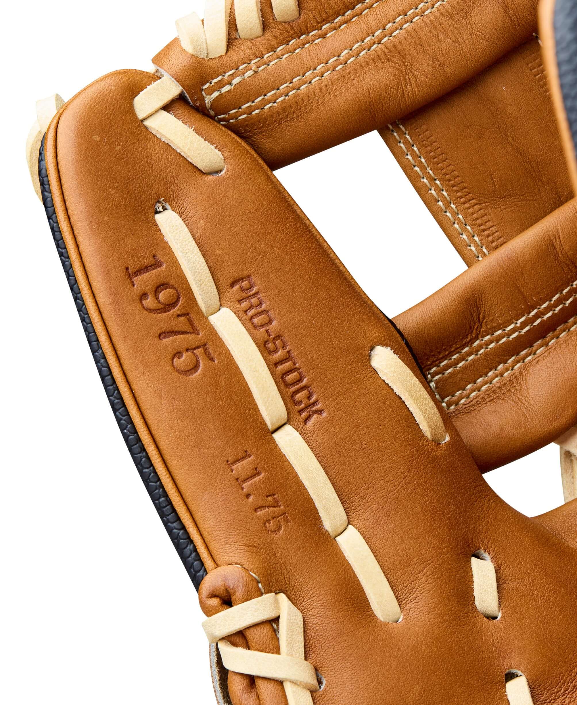 Wilson 2026 A2000 Classic 197SSS 11.75" Infield Baseball Glove - Image 7