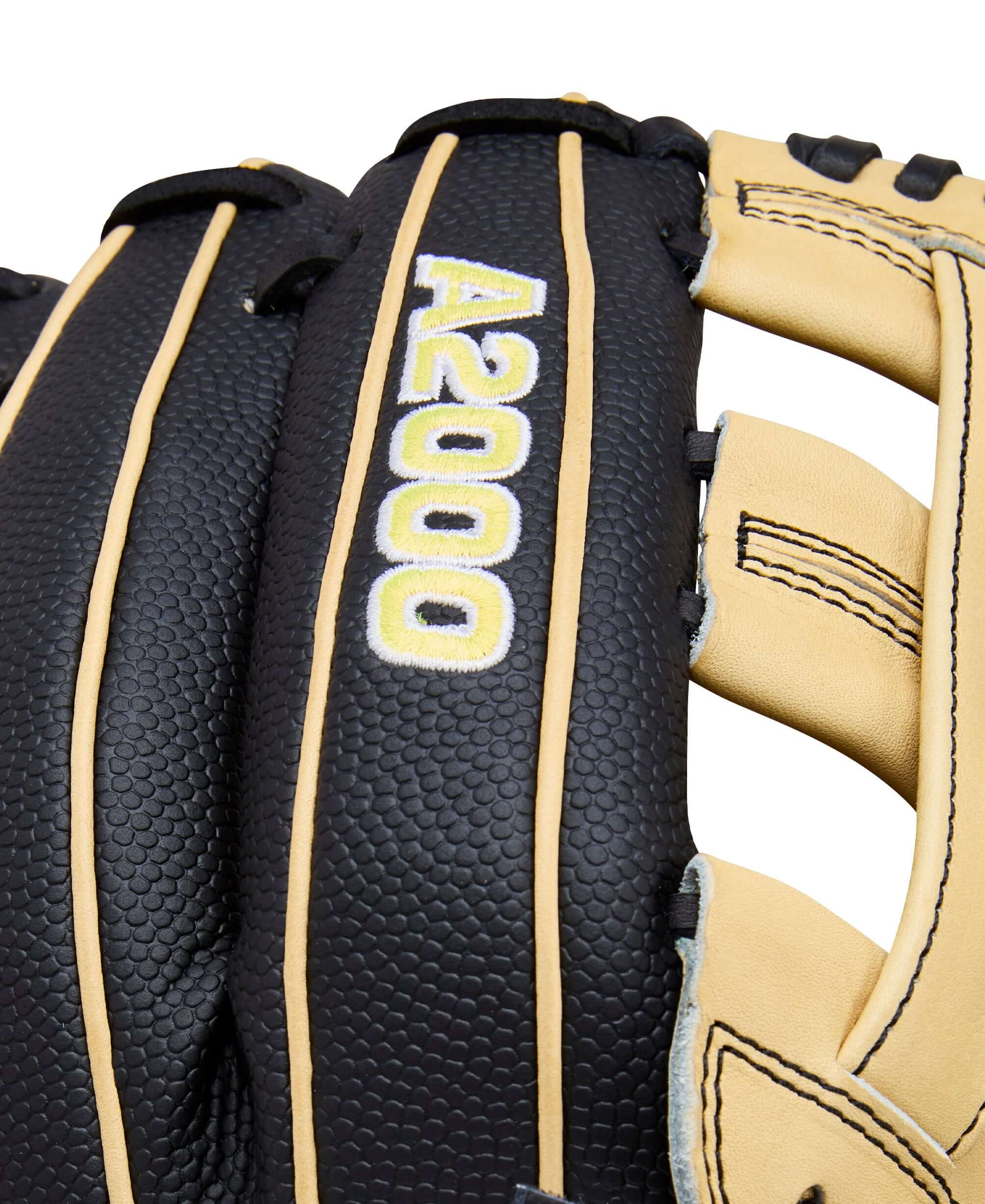 Wilson 2026 A2000 Classic DW5 12" Infield Baseball Glove - Image 6