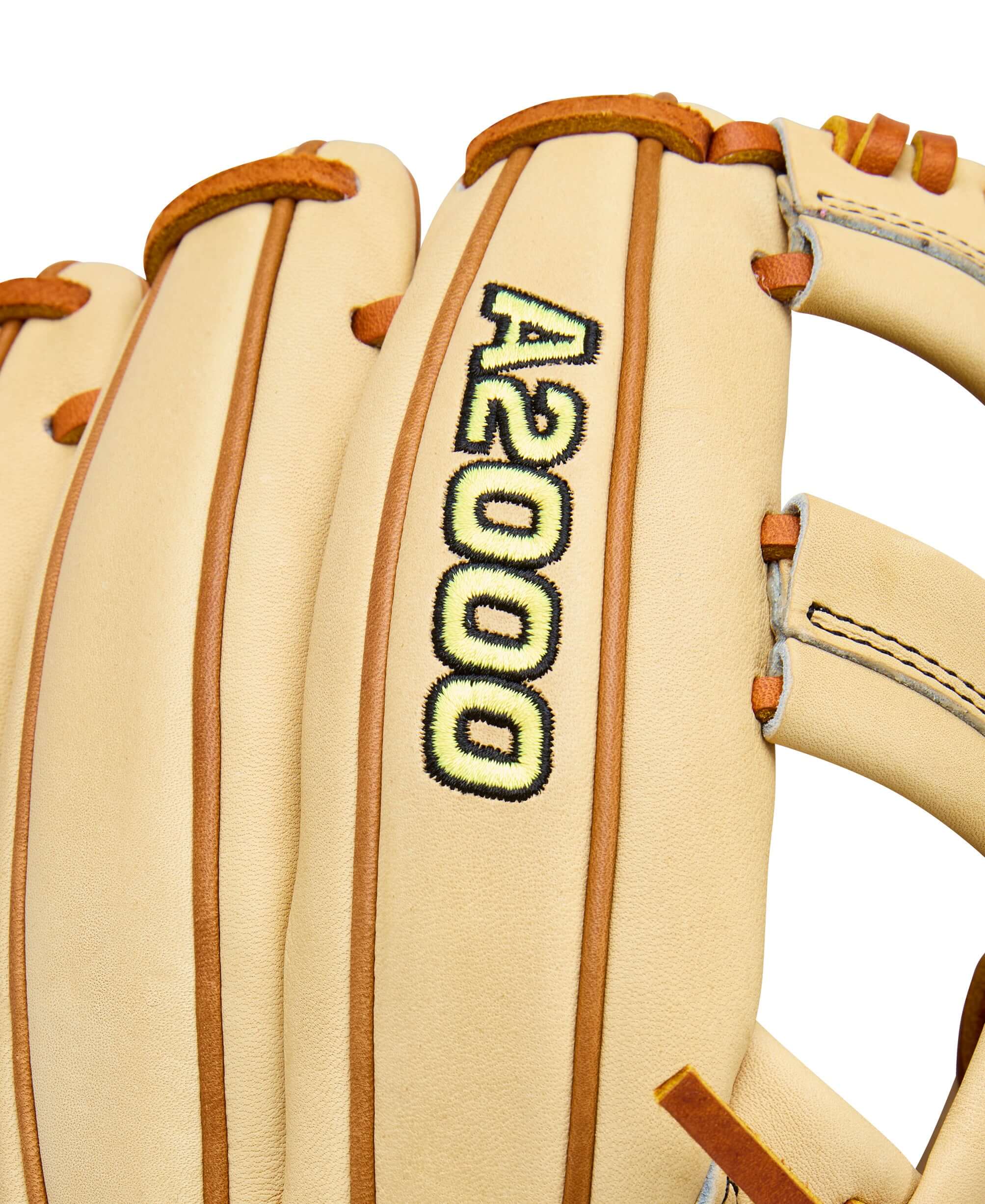 Wilson 2026 A2000 Classic EL3 11.75" Infield Glove - Image 7