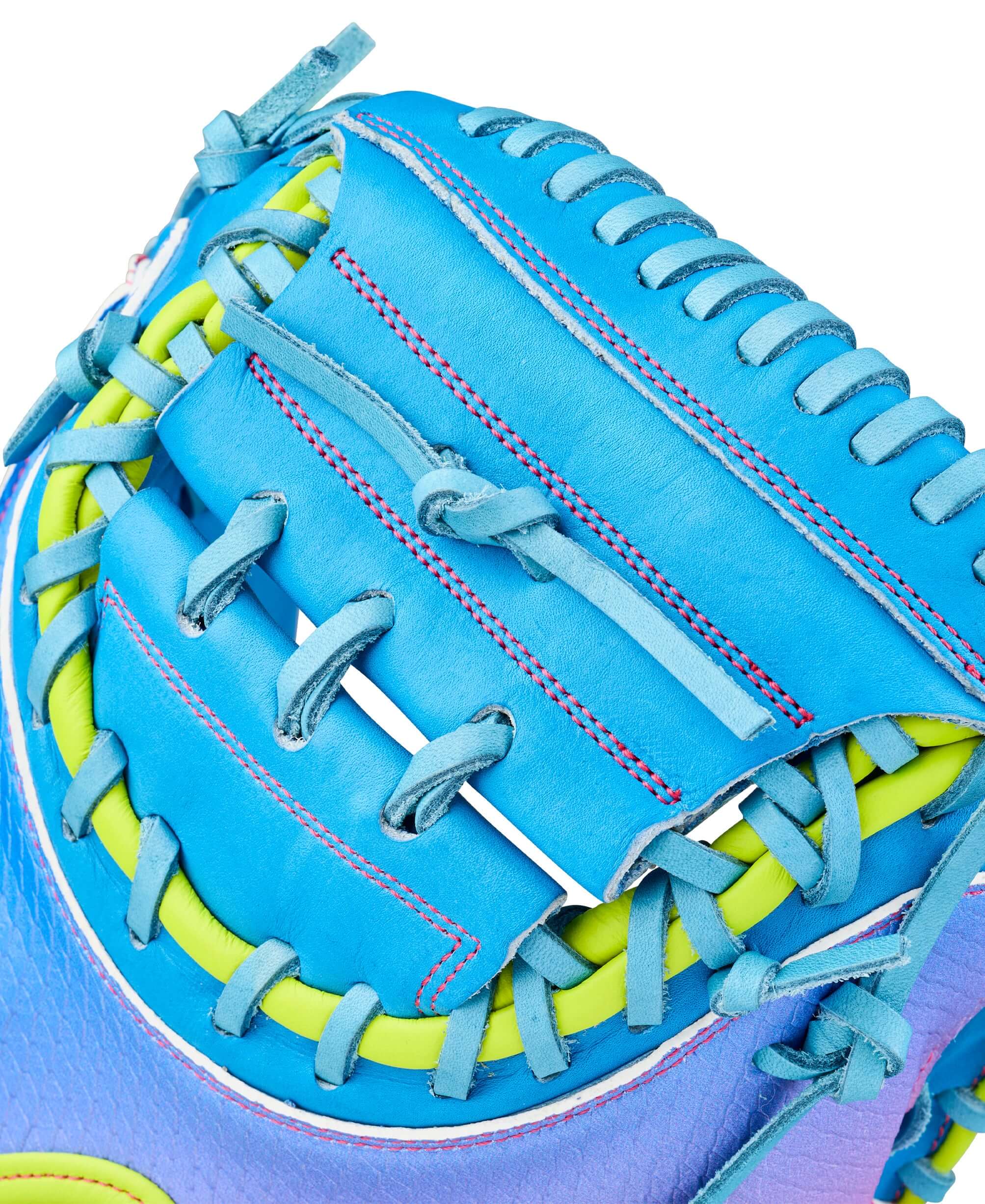 Wilson 2026 Love the Moment A2000 CM33SS 33” Baseball Catcher’s Mitt - Image 5