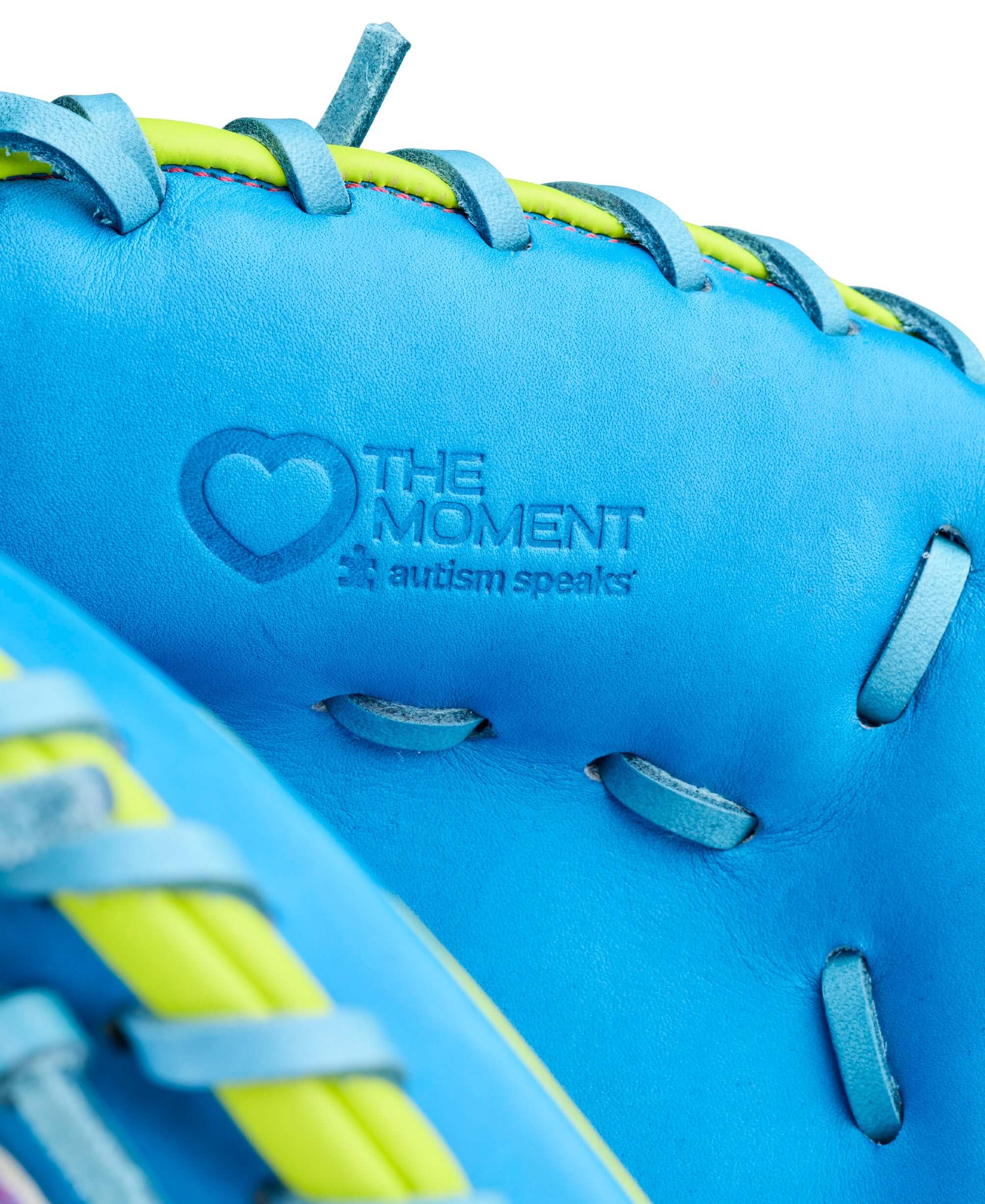 Wilson 2026 Love the Moment A2000 CM33SS 33” Baseball Catcher’s Mitt - Image 8