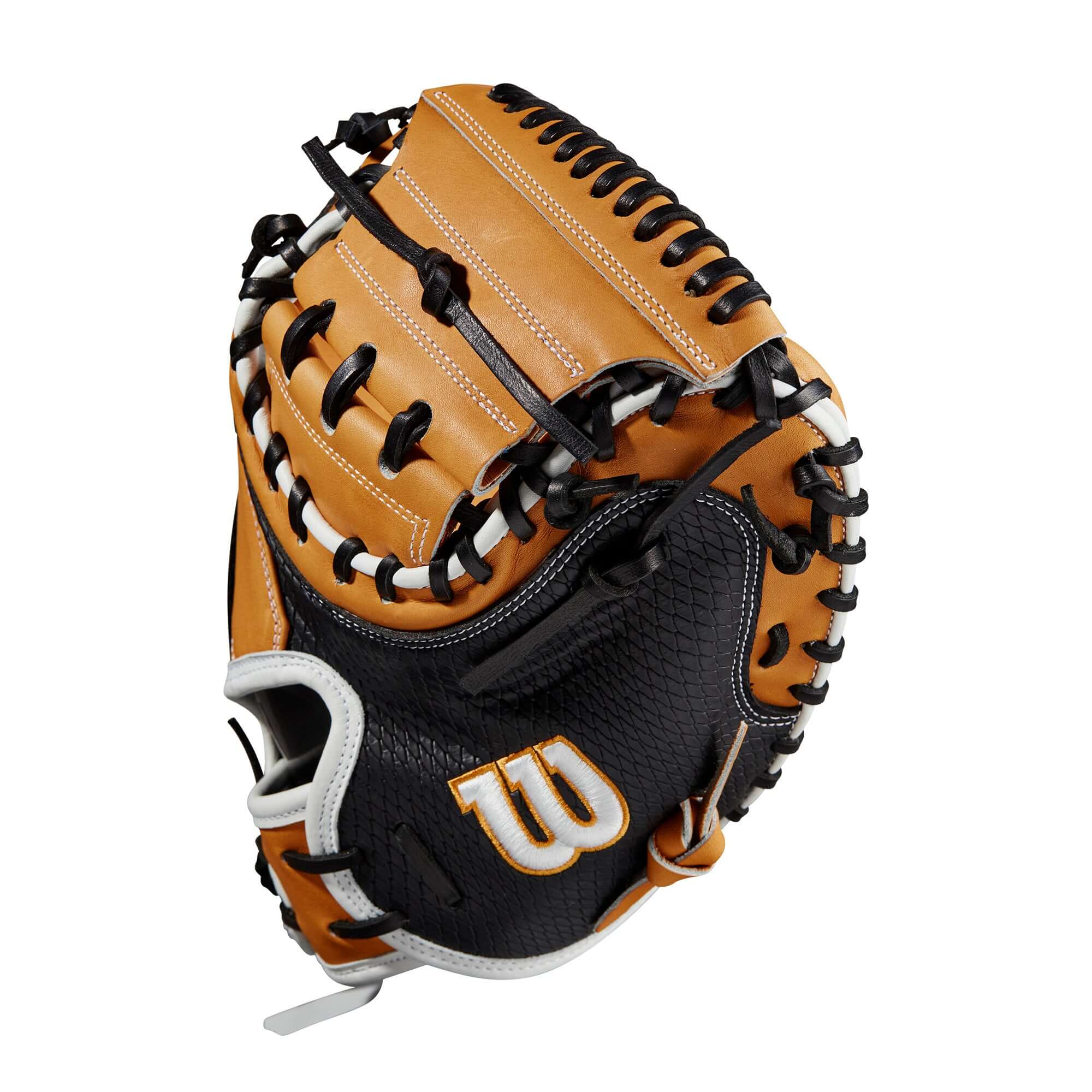 Wilson  A2K M1D w/SuperSnakeSkin™ (C) 33.5-inch Catchers Mitt - Image 4