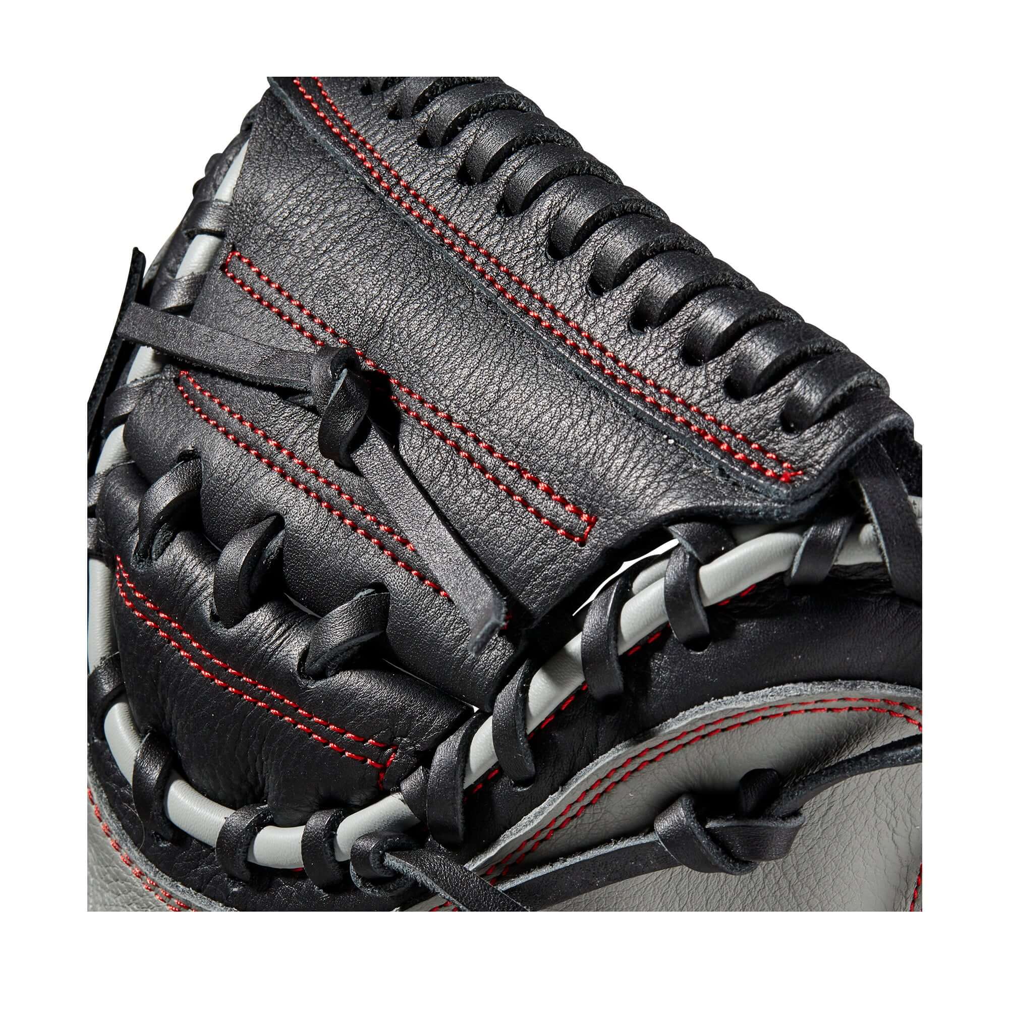 Wilson A500 CM32 23 Black/Grey/Red - Image 4