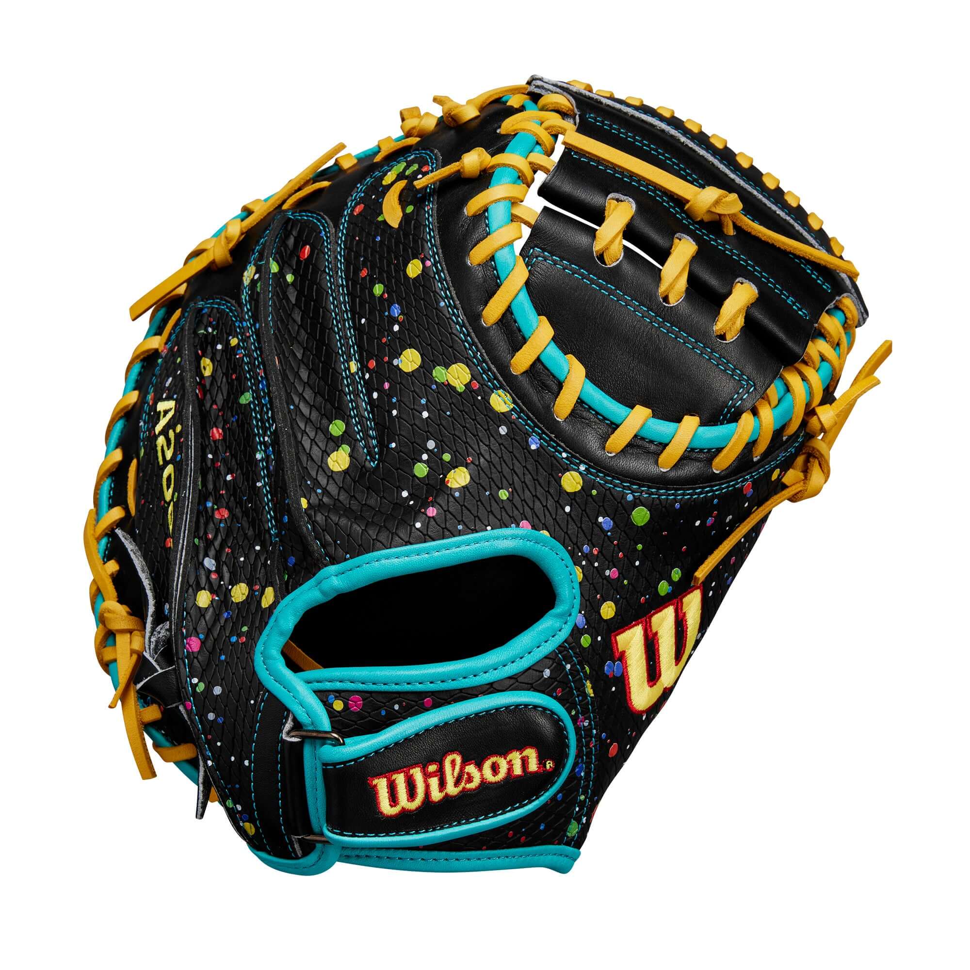 Wilson Spring 2025 A2000 PF33SS 33" Baseball Catcher's Mitt - Image 2