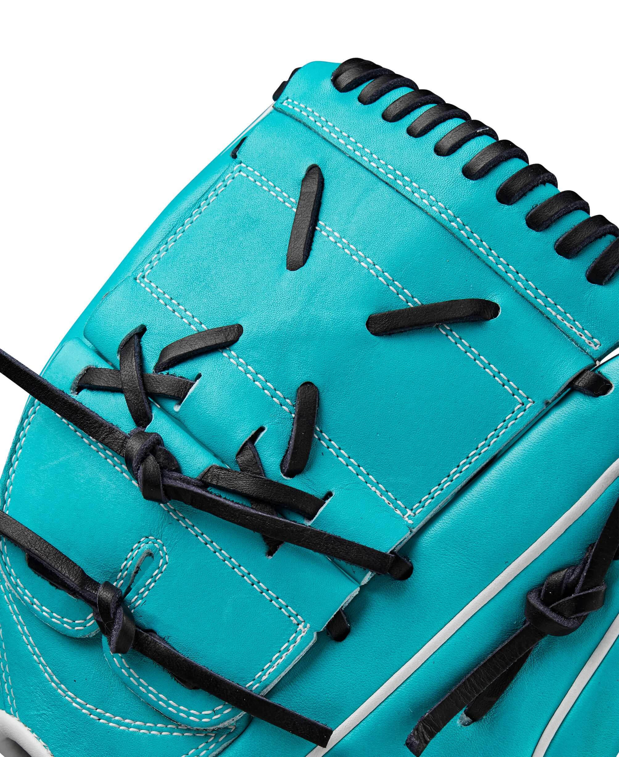 Wilson A2000 Spring 2025 SA17 B2 Pitcher's Black/Teal 12" RHT - Image 5