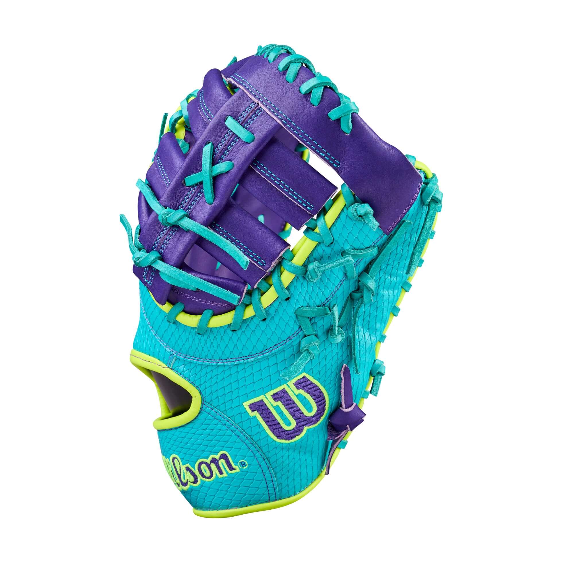 Wilson Spring 2026 A2000 1612SS 12” Baseball First Base Mitt - Image 3