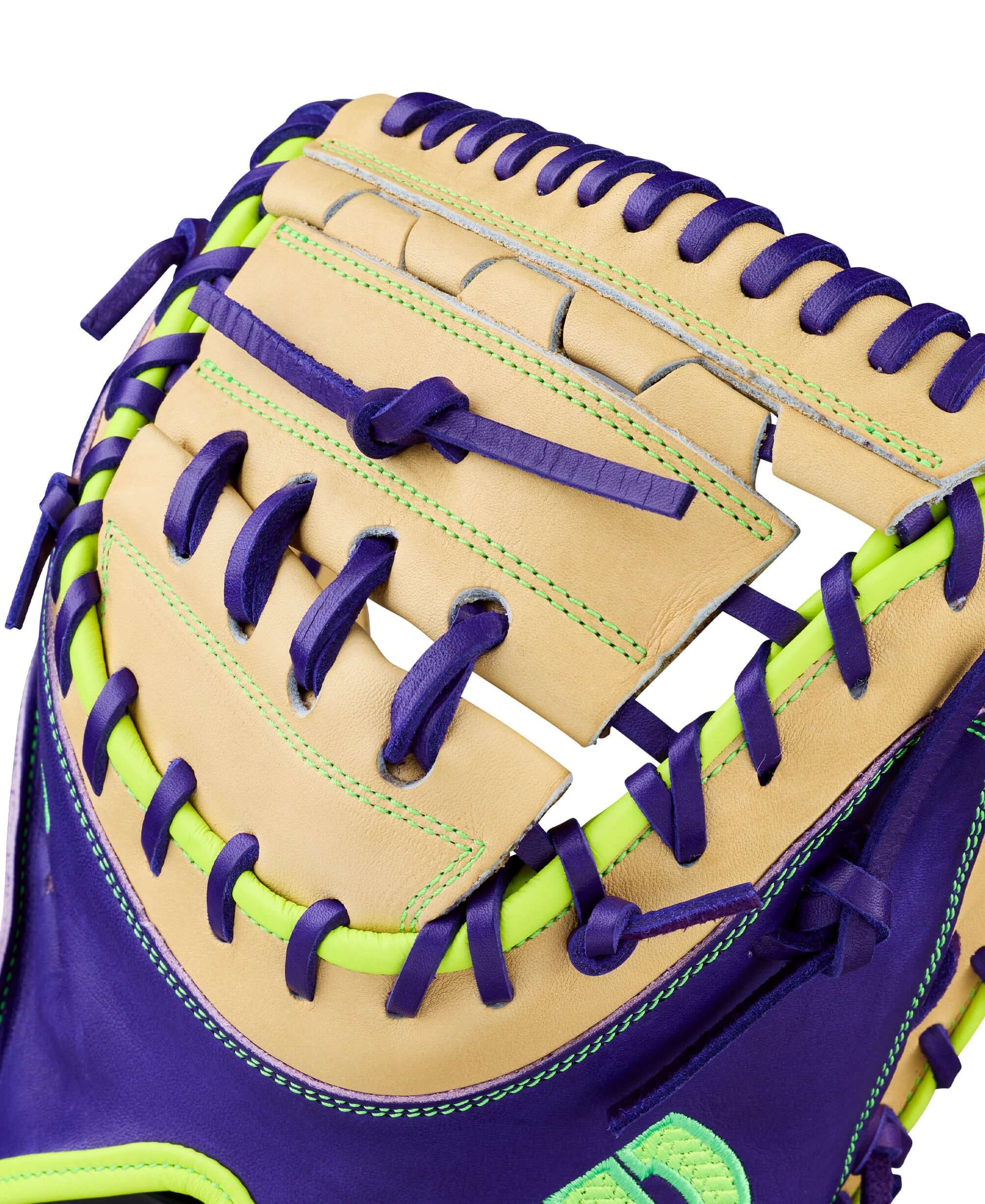 Wilson Spring 2026 A2000 FPCM23 34” Fastpitch Softball Catcher’s Mitt - Image 6
