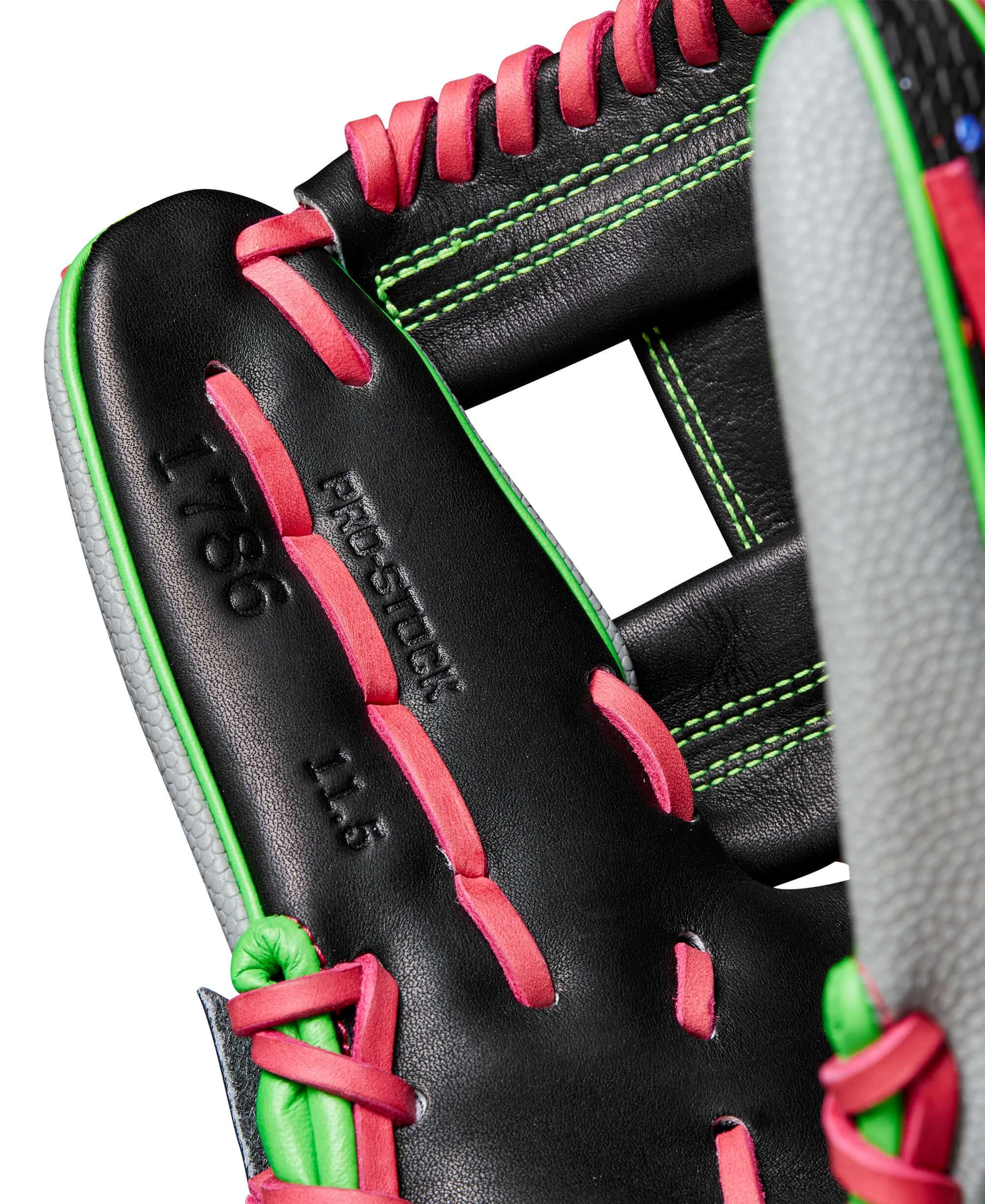 Wilson Winter 2024 A2000 1786 Splatter Black 11.5" - Image 8