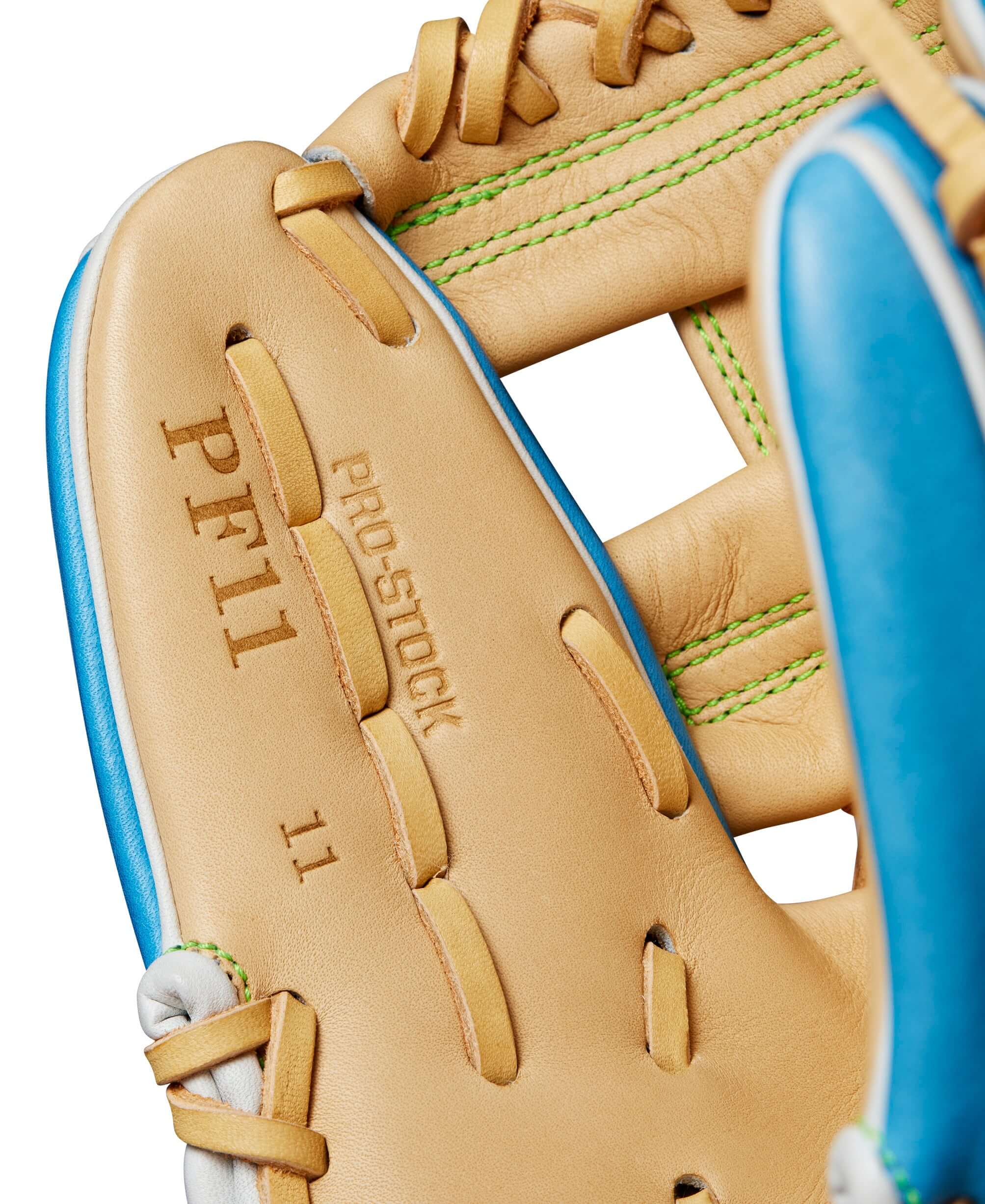 Wilson Winter 2024 A2000 PF11 SKBL/Blonde 11" - Image 2