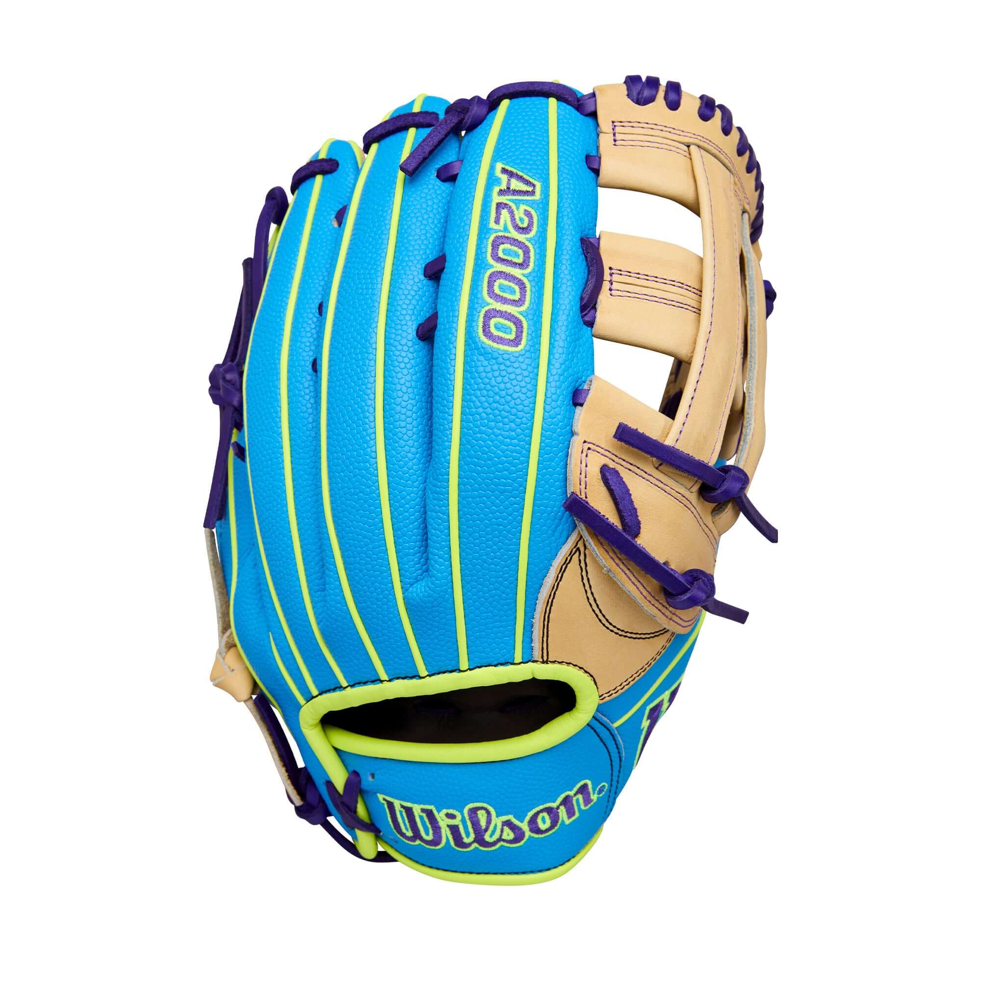 Wilson Winter 2025 A2000 1750SS 12.5" Outfield Baseball Glove - Image 2