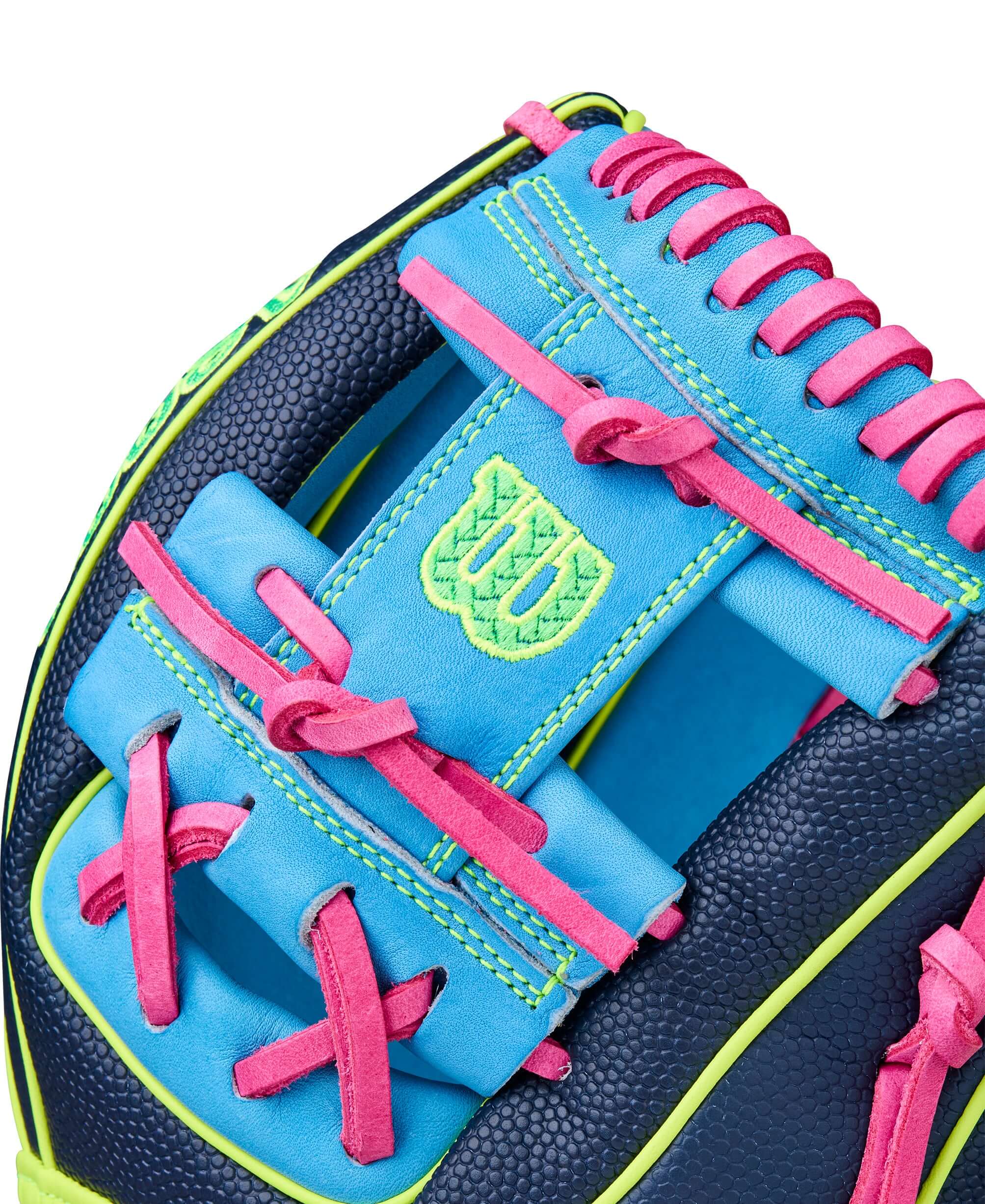 Wilson Winter 2025 A2000 1786SS 11.5” Infield Baseball Glove - Image 6
