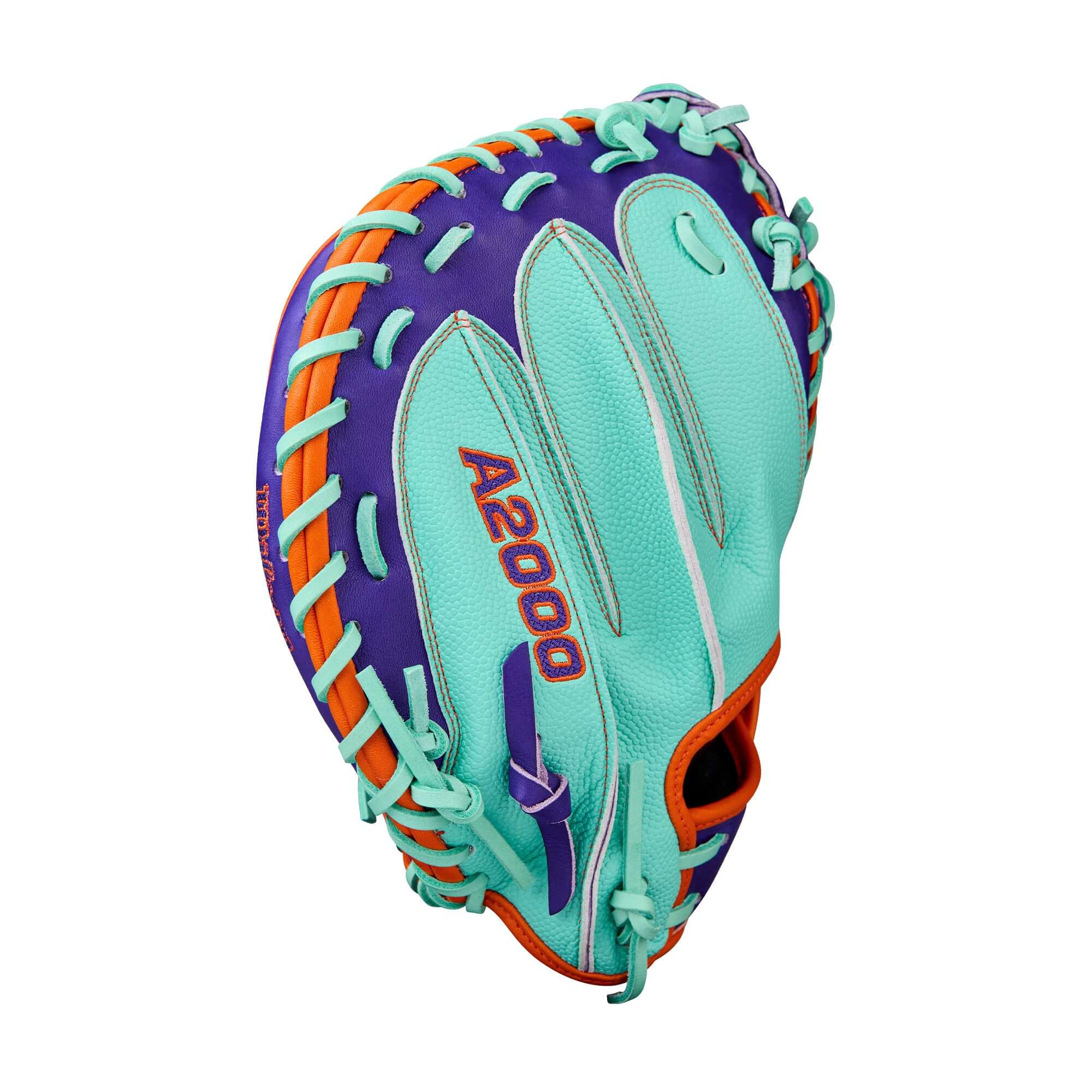 Wilson Winter 2025 A2000 CM33SS 33” Baseball Catcher's Mitt - Image 5