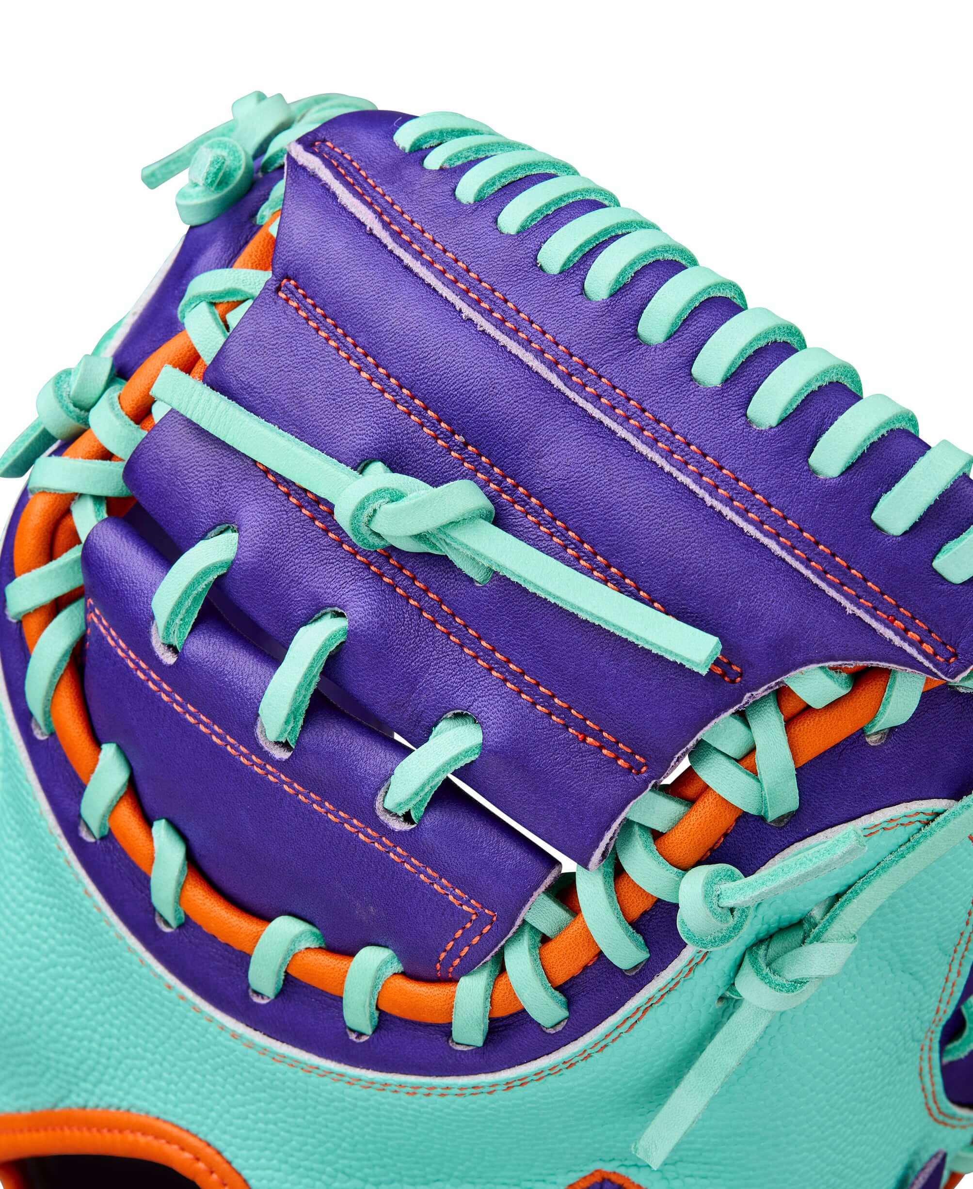 Wilson Winter 2025 A2000 CM33SS 33” Baseball Catcher's Mitt - Image 6