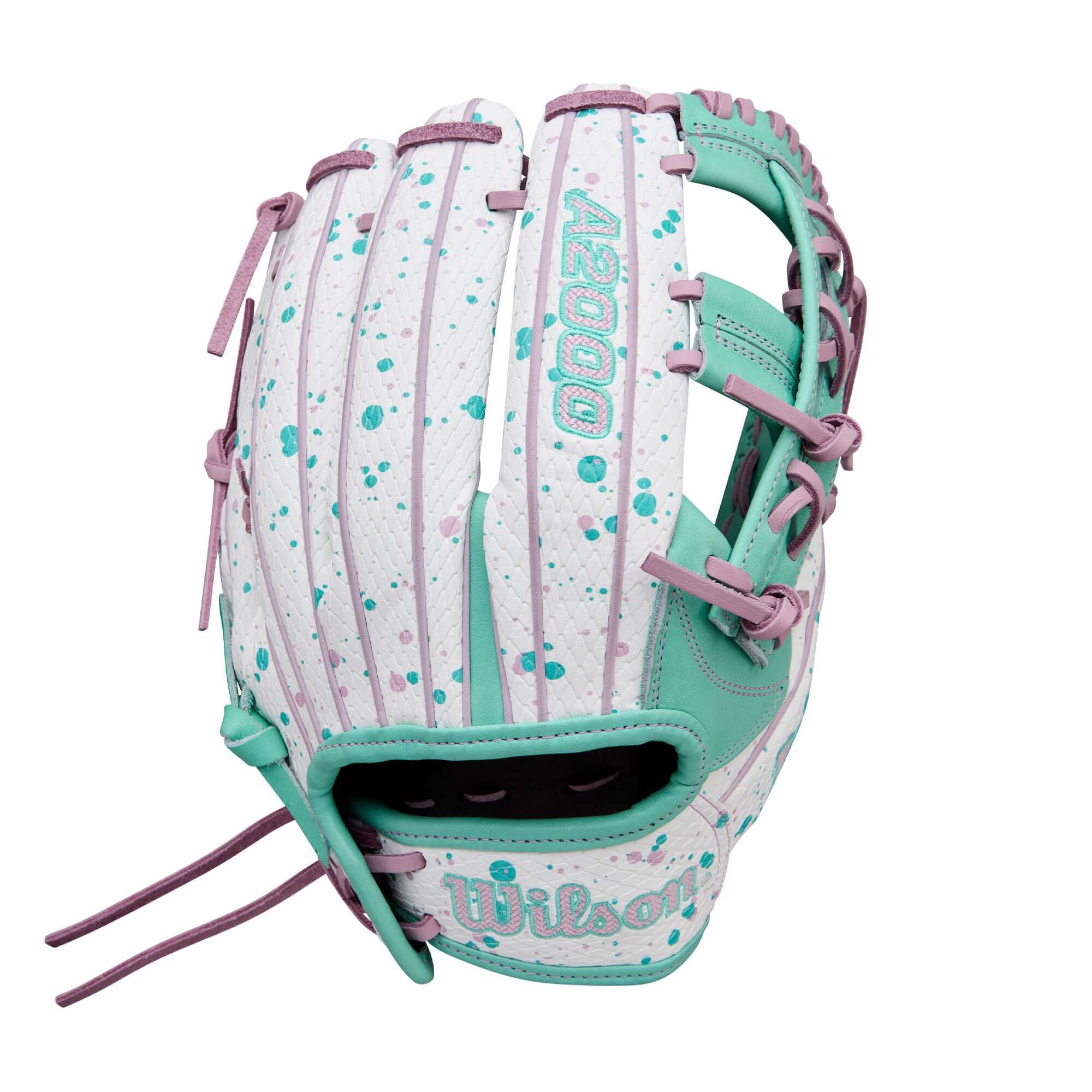 Wilson Winter 2025 A2000 FP75SS 11.75” Infield Fastpitch Softball Glove - Image 2