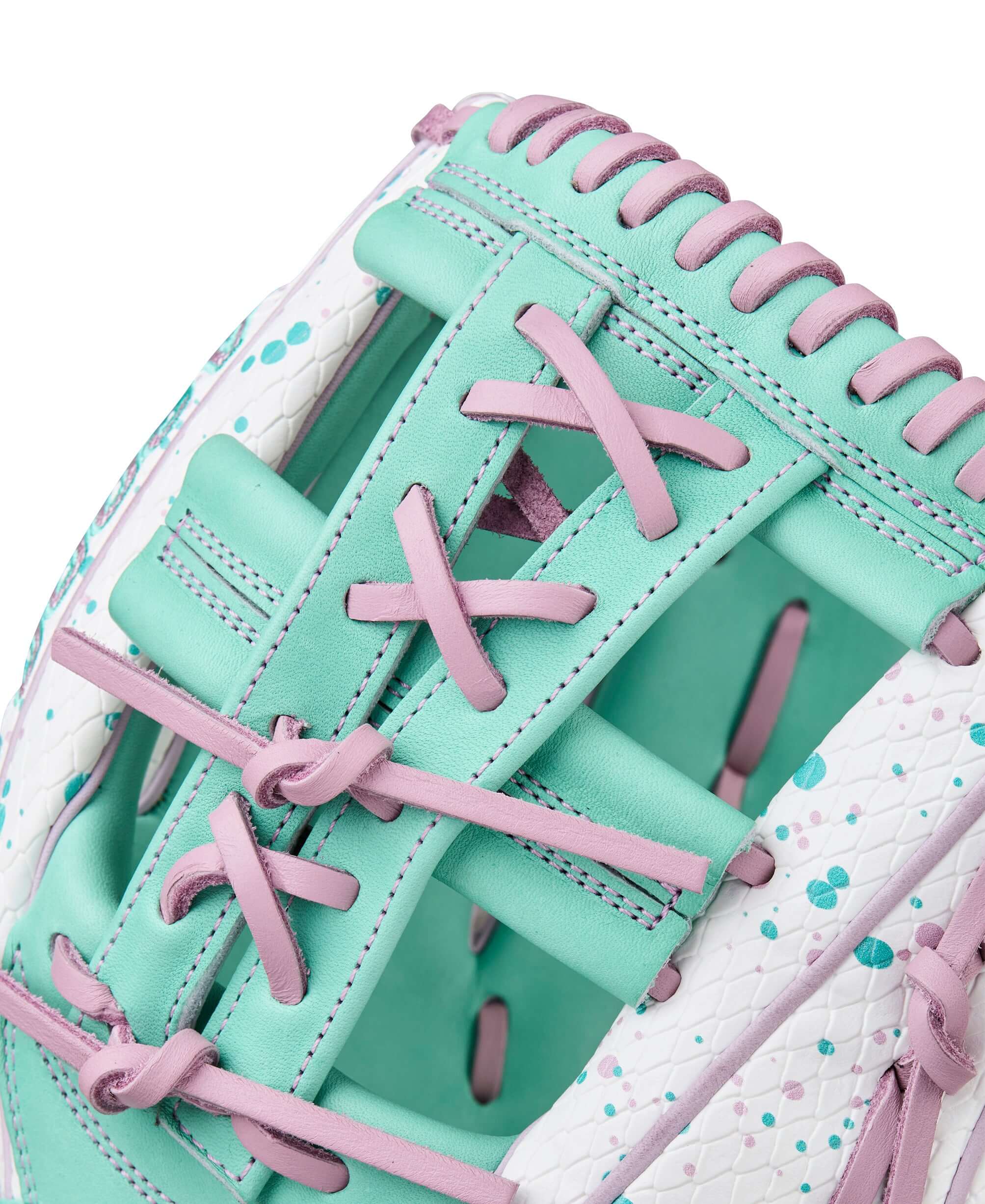 Wilson Winter 2025 A2000 FP75SS 11.75” Infield Fastpitch Softball Glove - Image 6